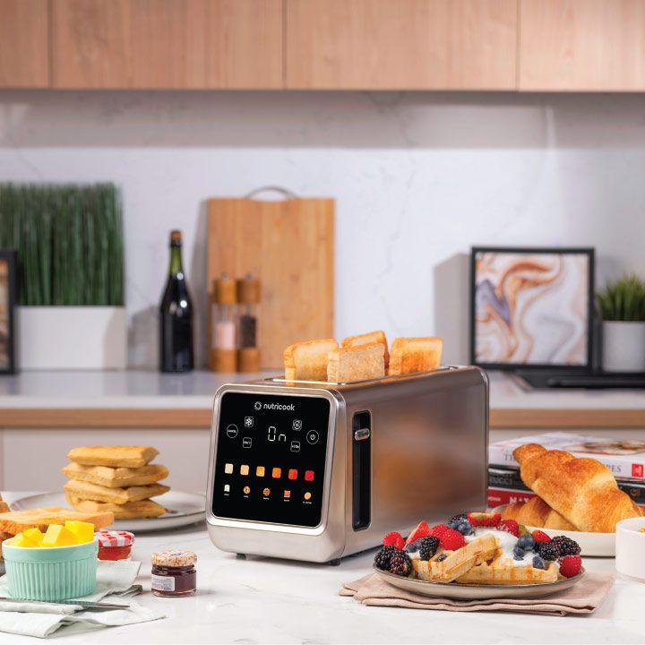 Nutricook 4-Slice Stainless Steel LED Digital Toaster 1,450W | NC-TS401