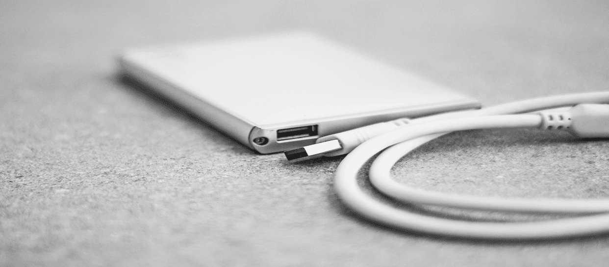 How to Choose the Right Power Bank For Your Devices - JumboSouq